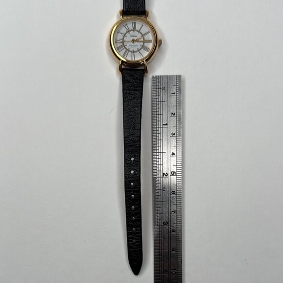 Vintage Armitron Quartz Women's Analog Watch Japanese Movement Leather Untested - Picture 8 of 9